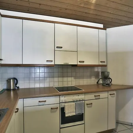アパート Sleeps 4 Wifi T031291 *